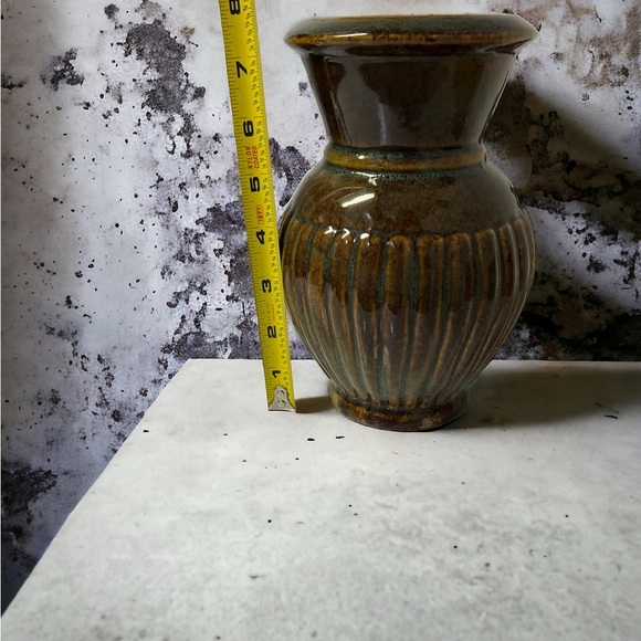 Brown And Green Rim Glaze Pottery Vase - Picture 4 of 4